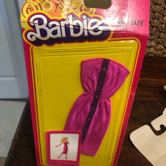 Lot Of VINTAGE BARBIE Clothing - Picture 5 of 7